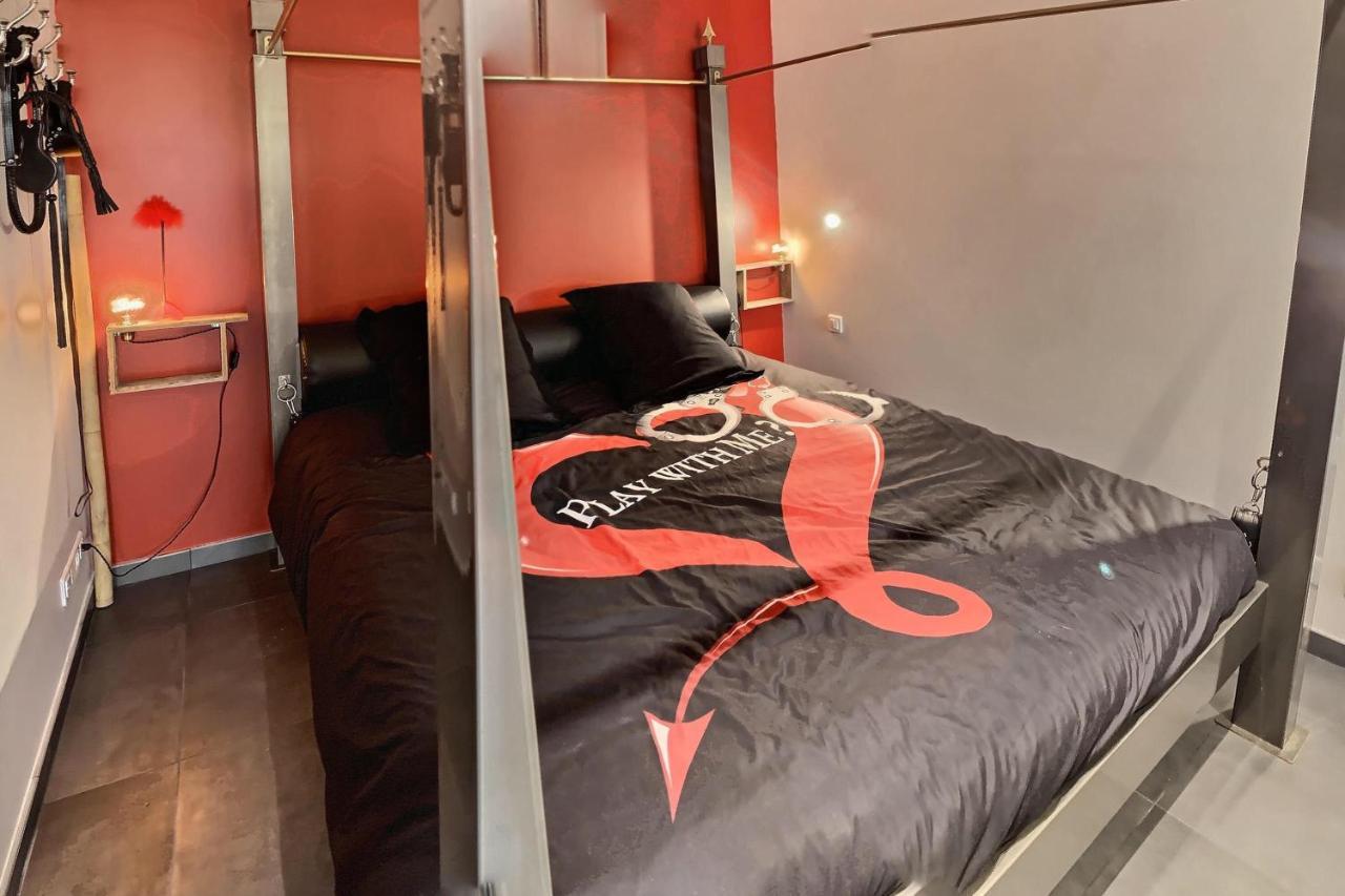 Le Donjon Villa Bdsm Port Nature Village Cap D'Agde Naturiste Екстериор снимка
